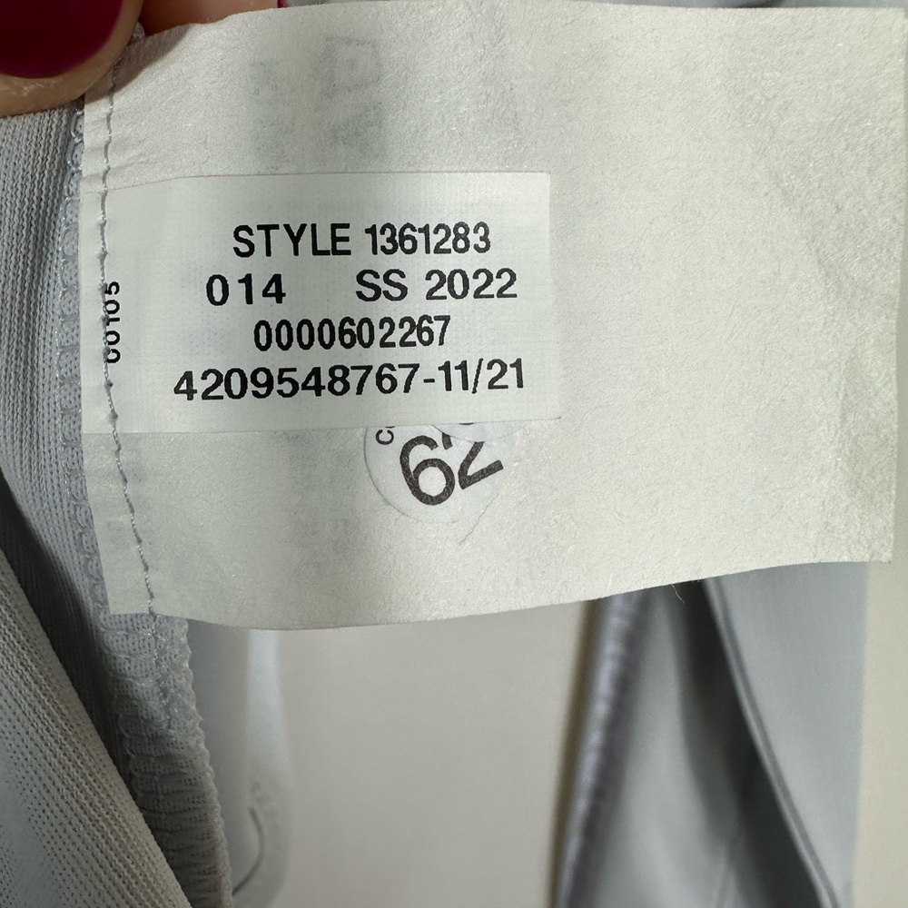 NWT Under Armour Women's Iso-Chill Shore Break Print Long Sleeve Shirt - Medium - Picture 11 of 16